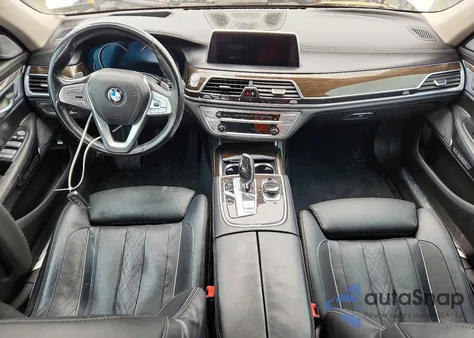 2016 BMW 750 Xi z USA, uszkodzony, nr VIN WBA7F2C56GG416813